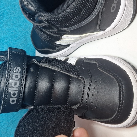 Adidas High Tops Toddler High Top Adidas Hoops Mid AC  Kid's Shoes 6  LIKE NEW - Picture 8 of 8